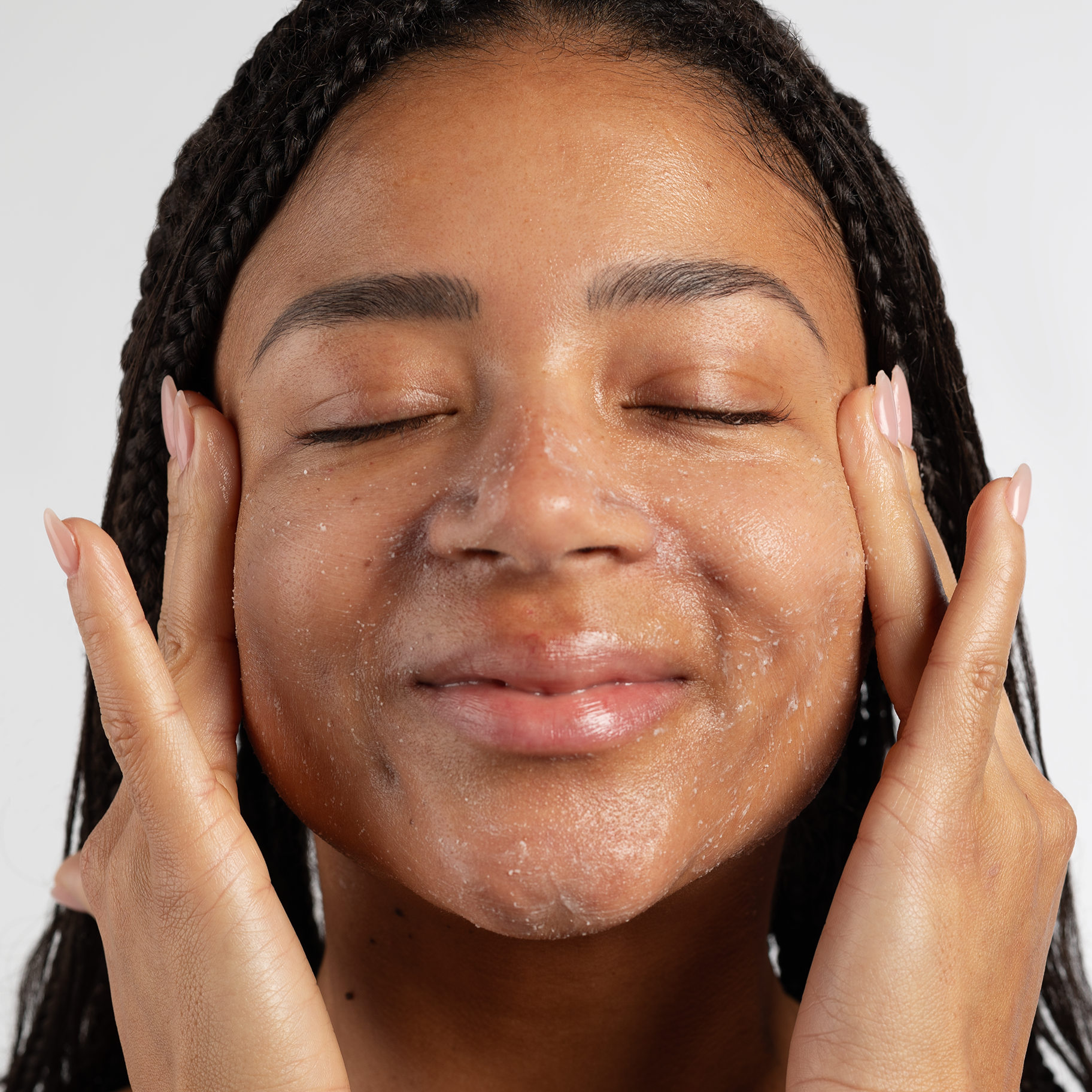 EXFOLIATING FACE SCRUB