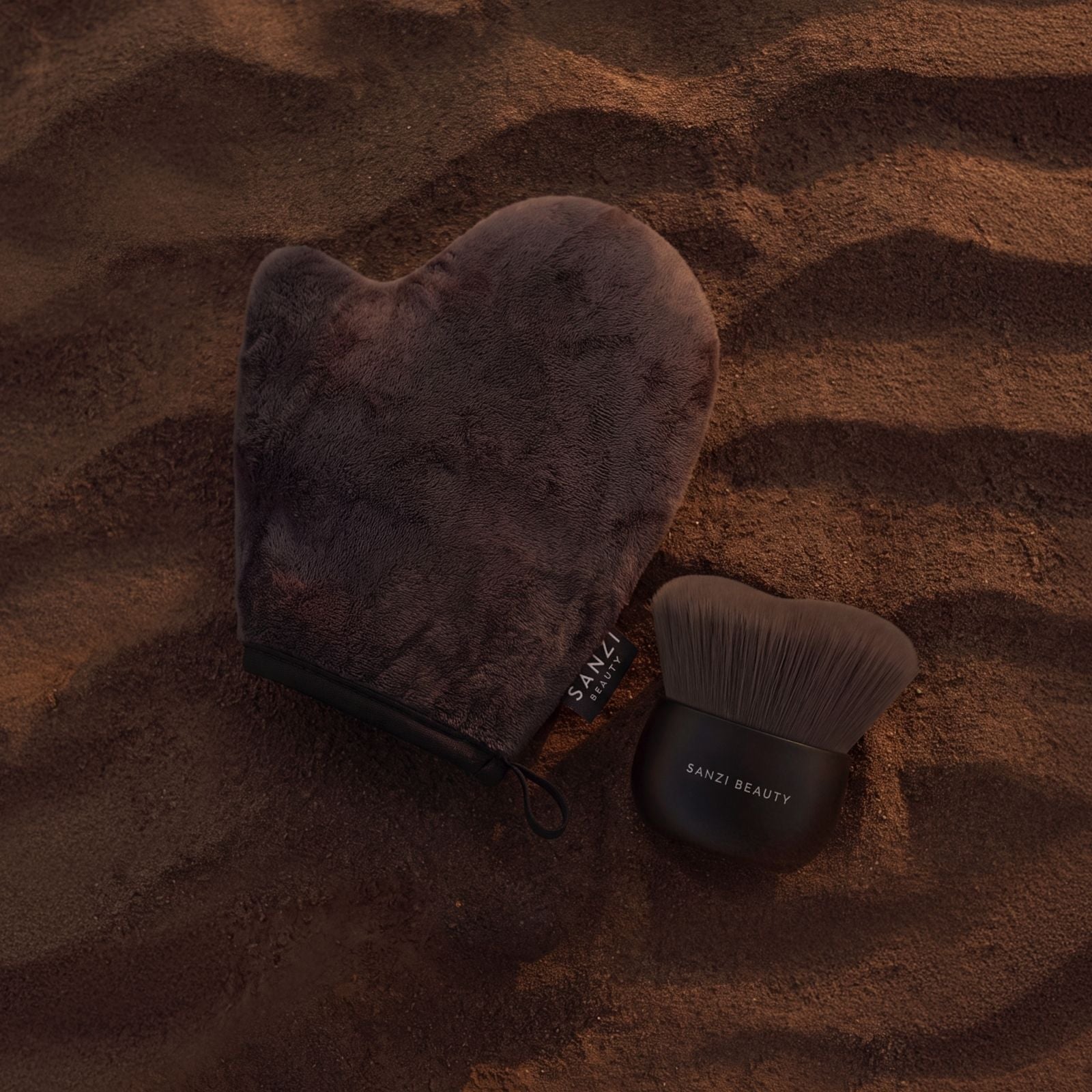 BUNDLE: SELF-TANNING GLOVE + SELF-TANNING BRUSH