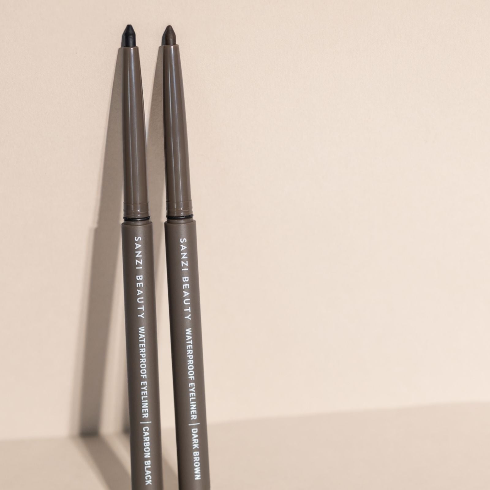 WATERPROOF EYELINER