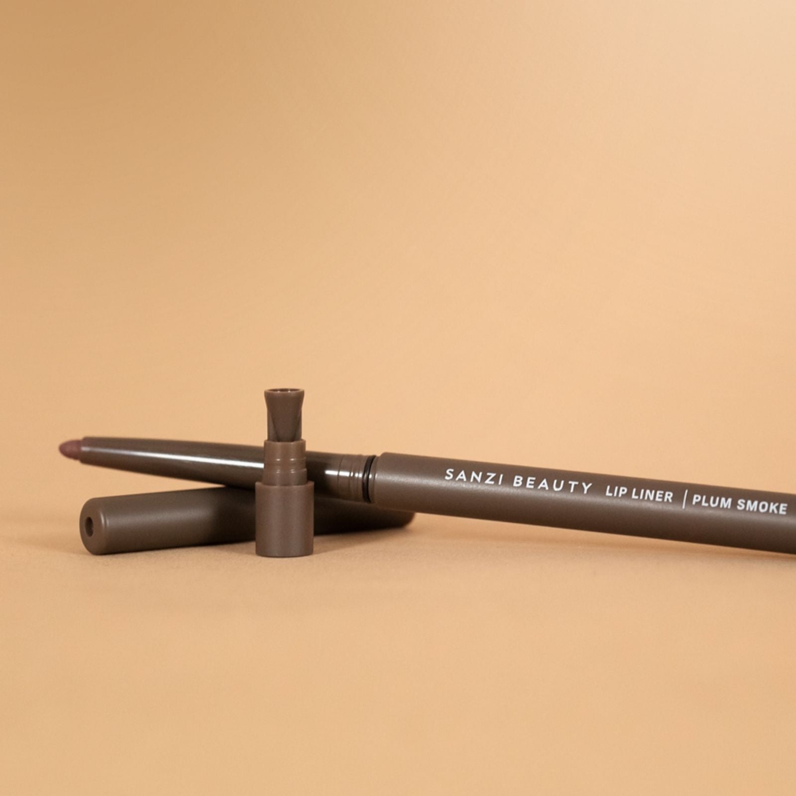 LIP LINER