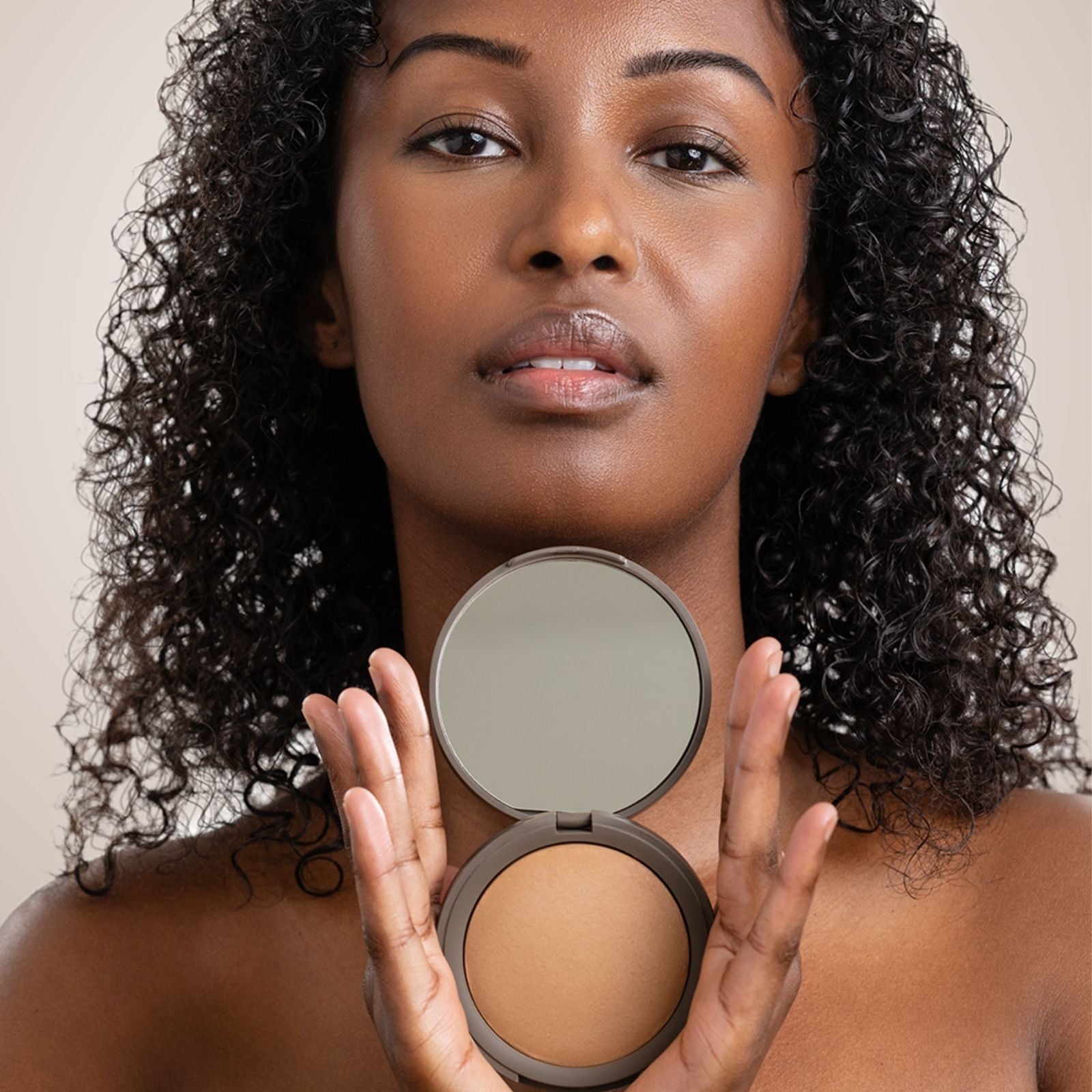 BUNDLE: SILKY BAKED POWDER + KABUKI BRUSH