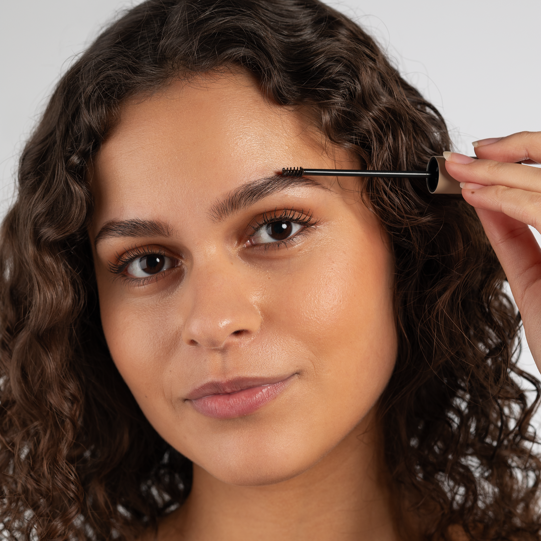 BROW STYLING GEL, BROWN - 2. SORTING