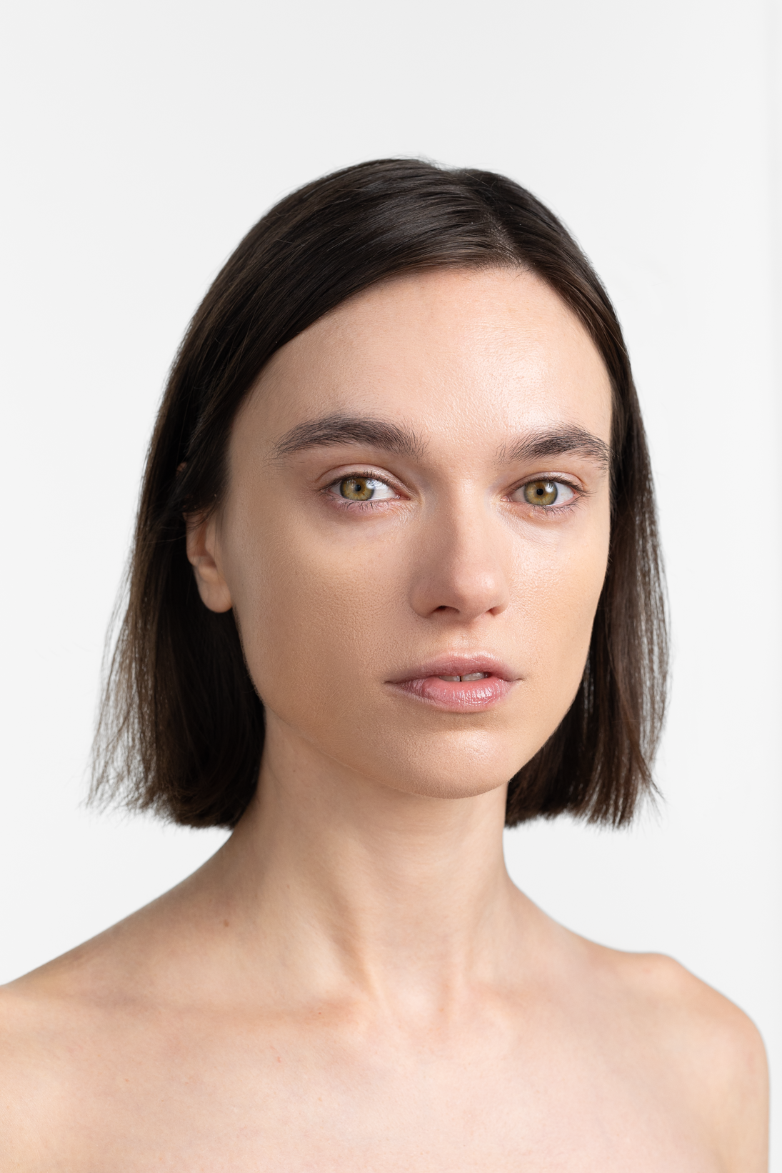 BAKED POWDER MINERAL PIGMENTS - 2. SORTING