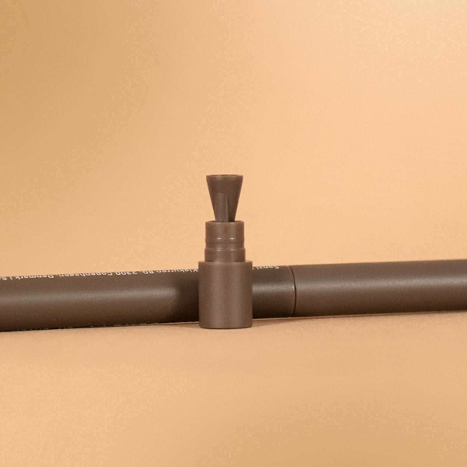 LIP LINER