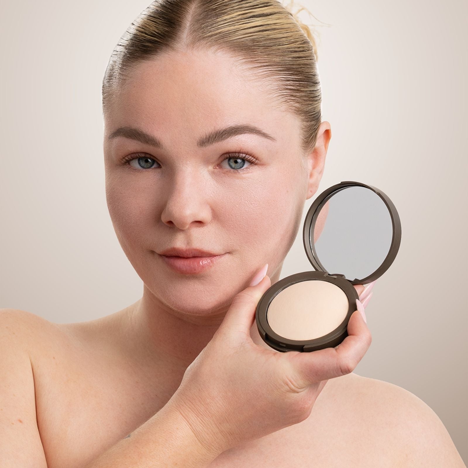 BUNDLE: SILKY BAKED POWDER + KABUKI BRUSH