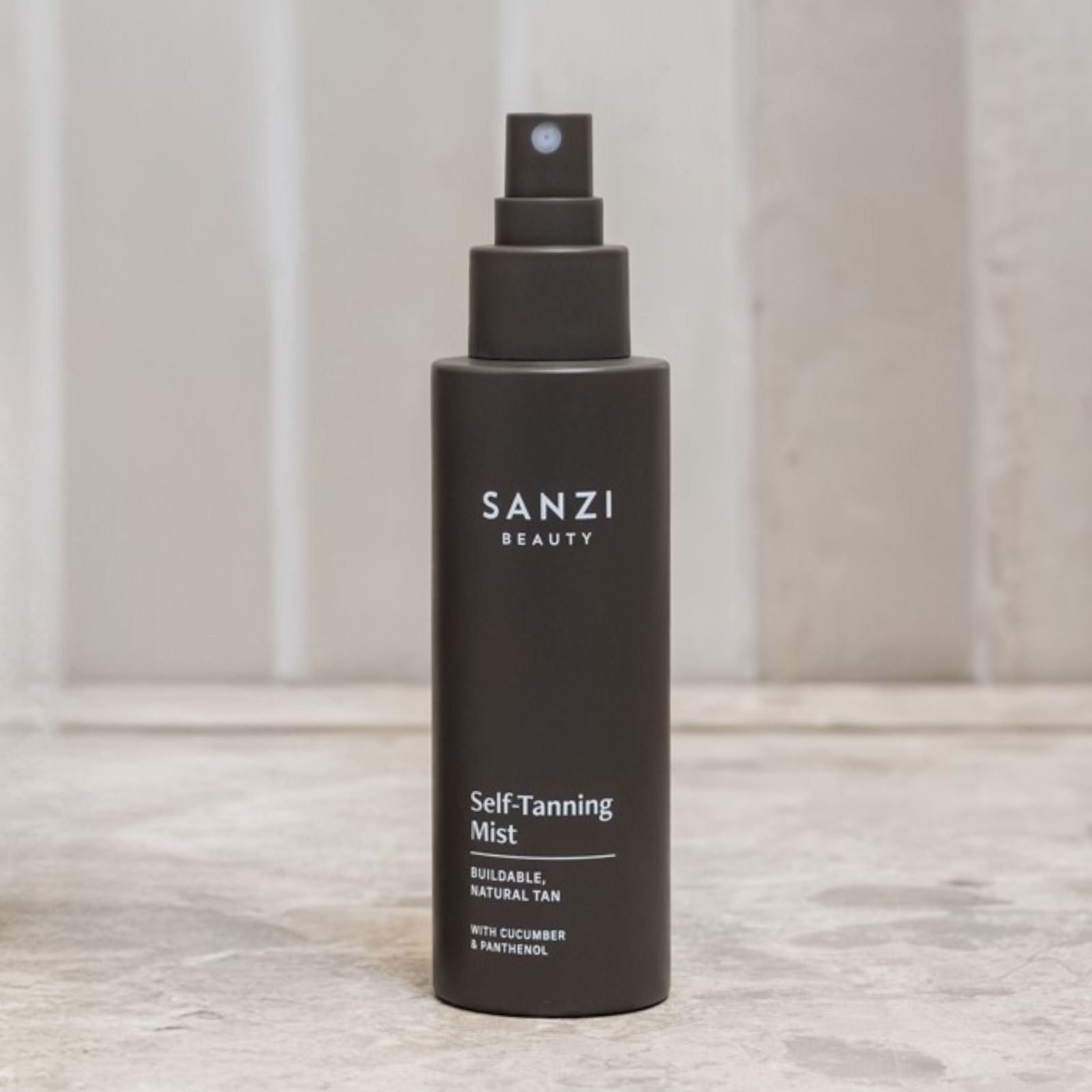 SELF-TANNING MIST